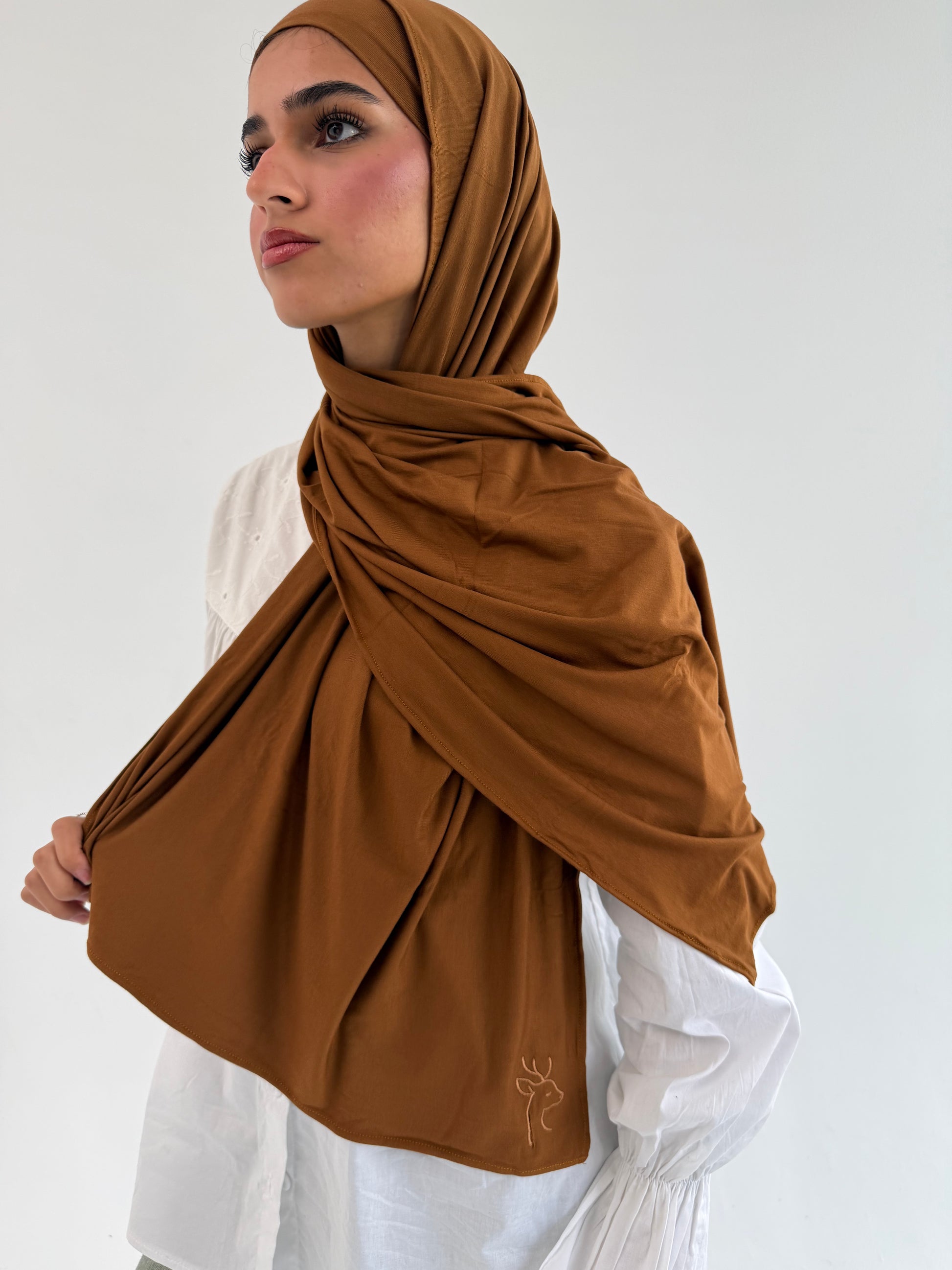 THT GIRL Mini Everyday Hijab in caramel color, lightweight and soft fabric, styled for casual or daily wear.