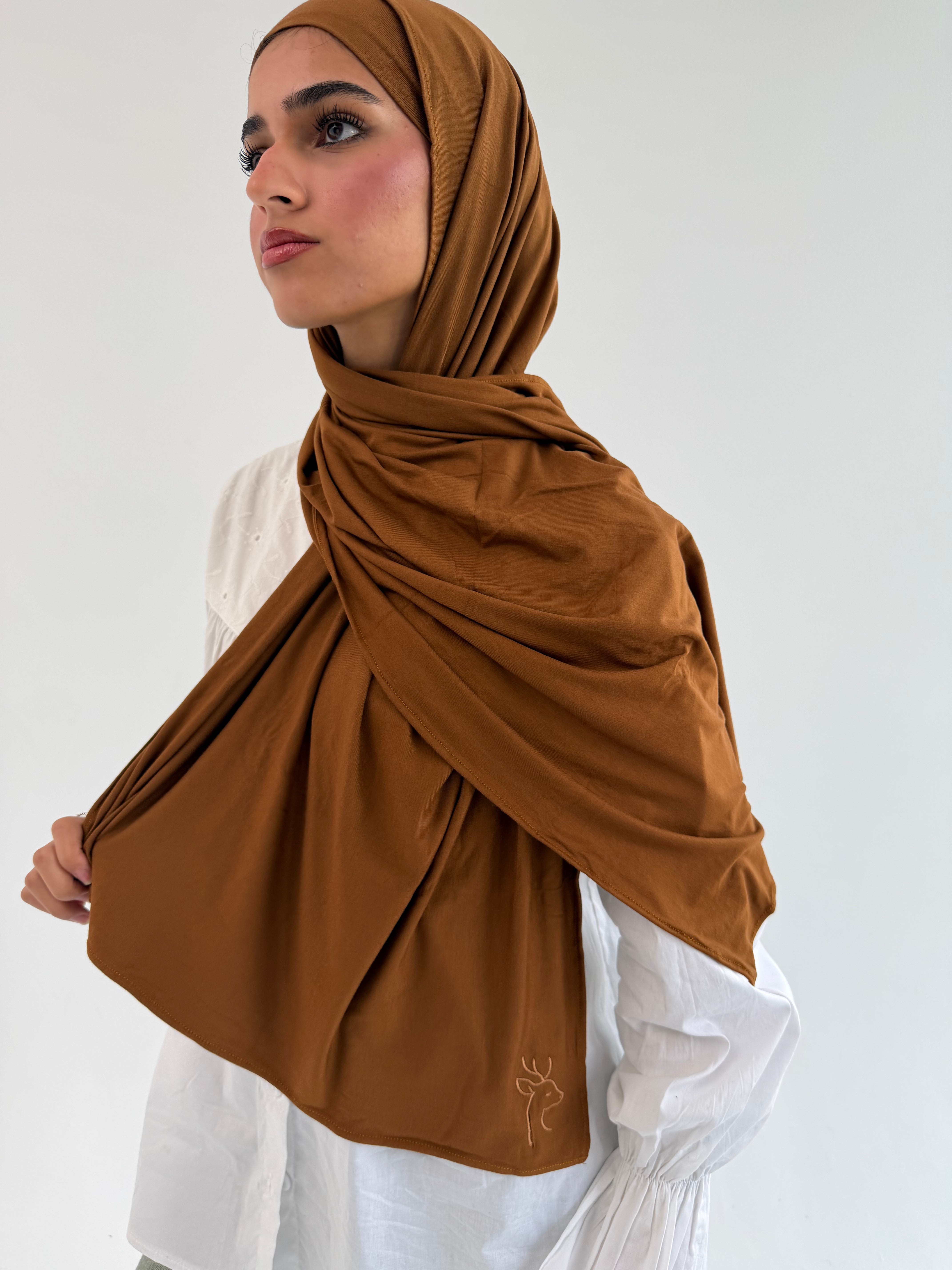 THT GIRL Mini Everyday Hijab in caramel color, lightweight and soft fabric, styled for casual or daily wear.