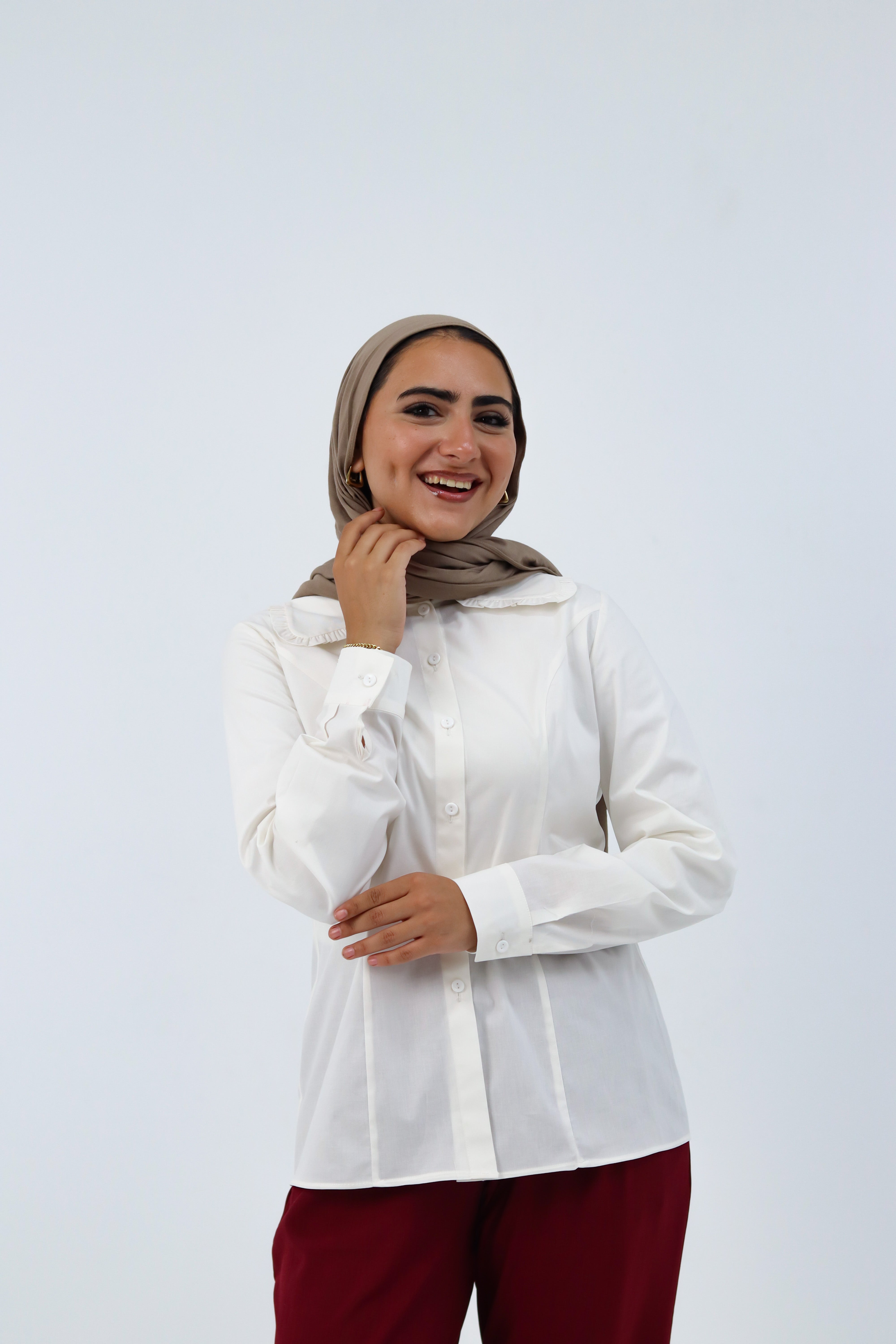 White Paris Blouse by THT GIRL, summer style, lightweight fabric, featuring a relaxed fit and stylish design.