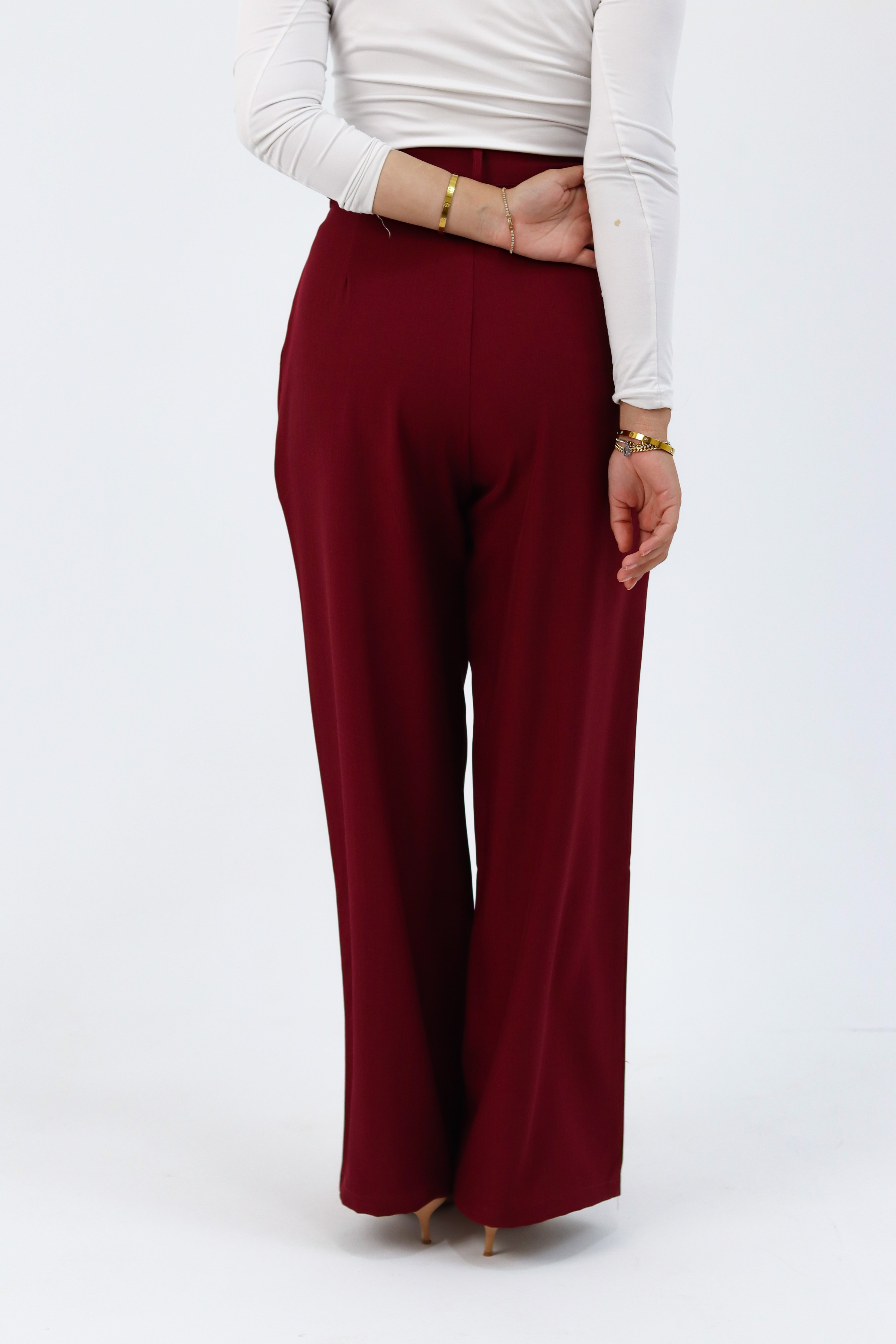 THT GIRL burgundy loose pants with relaxed fit, featuring soft fabric and casual style, suitable for everyday wear.